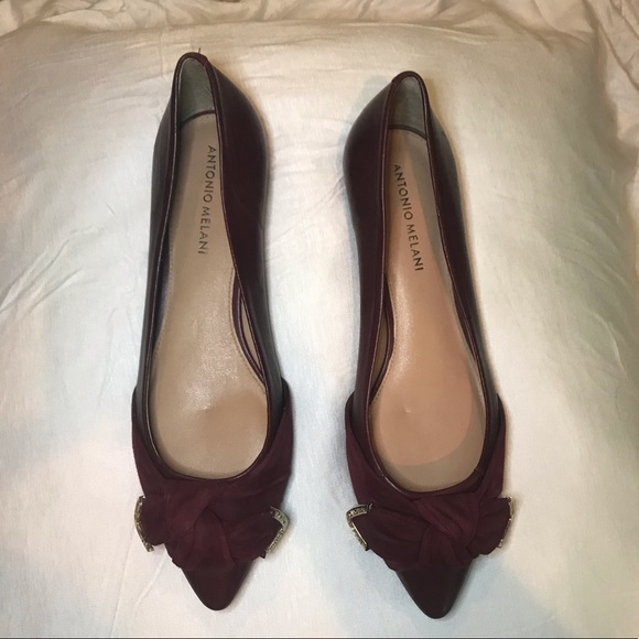 Antonio Melani Bow Wine Flat with sz 8.5 NWOT - Picture 2 of 8